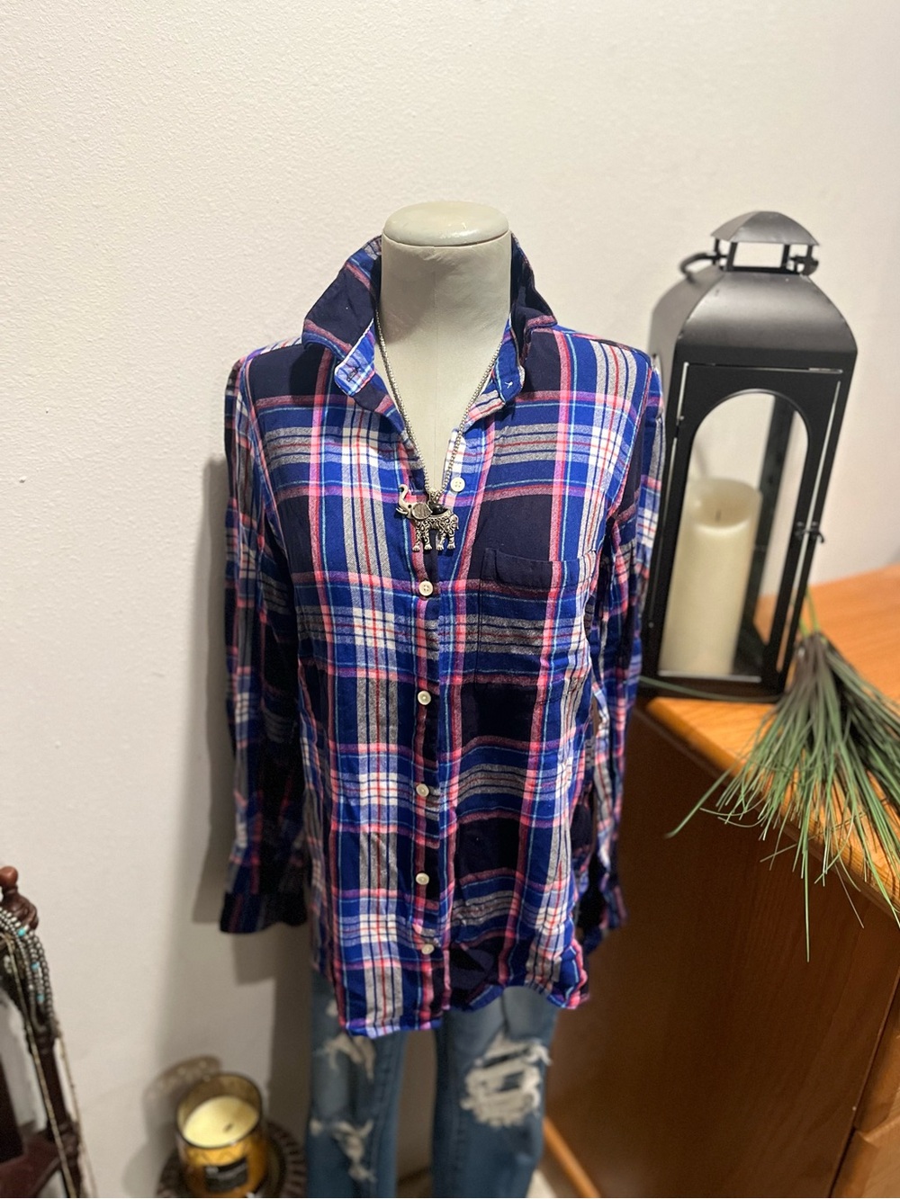 Old Navy Plaid Women’s Shirt Size Medium